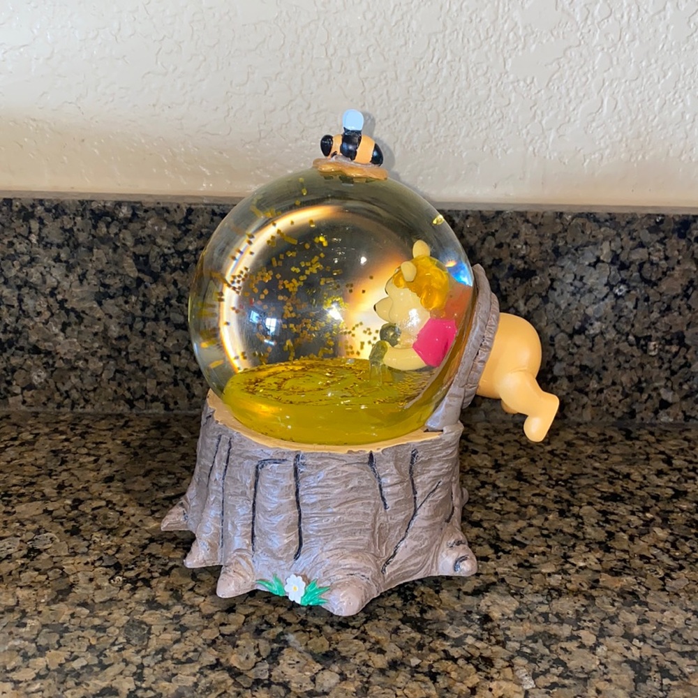 Vintage Winnie the Pooh Snow Globe Music Box